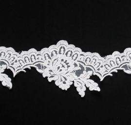 Krajka lem květy slonová kost