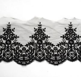 Krajka lem výšivka na tylu černá