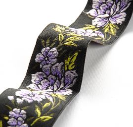 Stuha vyšívaná květy černá/fialová