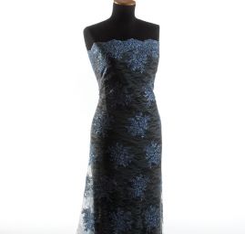 Krajka na vzorovém tylu květy blankytně modrá