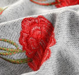 Flauš s výšivkou růží šedý