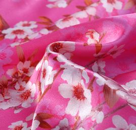 Atlas variace kimono květy růžová