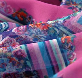 Žoržet šátkový motiv malý modrý