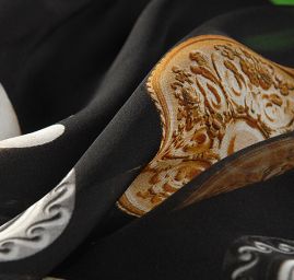 Hedvábný šifon černá