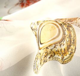 Hedvábný šifon smetanová