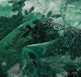 Krajka na vzorovém tylu květy zelená/tm.zelená