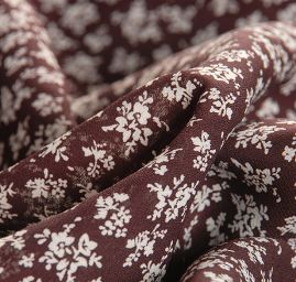 Šifón drobný květinový vzor hnědý