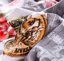 Letní úplet digitální tisk motiv mince koloseum květy