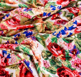 Viskozový úplet květinový motiv smetanový  II.jakost