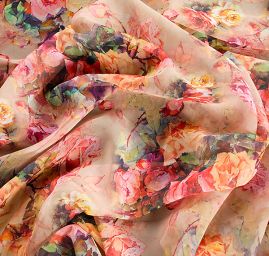 Jemný šifon romantický motiv růží růžovo/oranžový