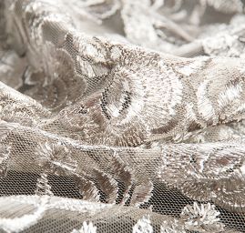 Krajka výšivka na tylu květy ocelově šedá