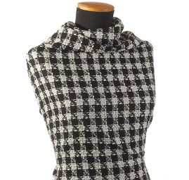 Kostýmová látka imitace ručně tkané metráže kostka