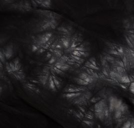 Riflovina jemná pružná batika černobílá