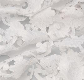 Vyrážená taftová metráž bílá