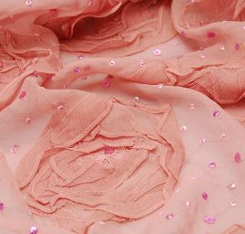 Hedvábný šifón s aplikacemi květů 