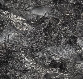 Efektní pružná krajka černostříbrná květinový motiv