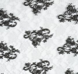 Krajka výšivka na tylu romantický vzor černá