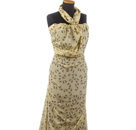 Hedvábný krepdešín postavy 