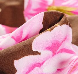 Viskozová látka imitace hedvábí květy hnědá