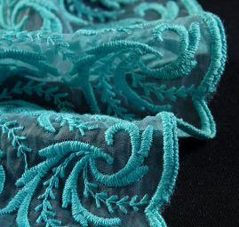 Organza vyšívaná květinový ornament tyrkysová