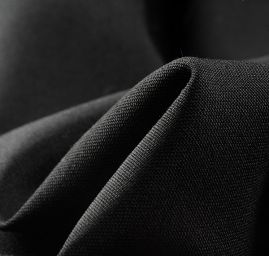 Obleková fraková látka  černá