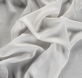 Satén hedvábný smetanový matný