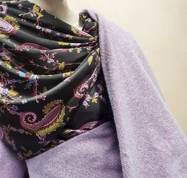 Satén nepružný motiv paisley černý