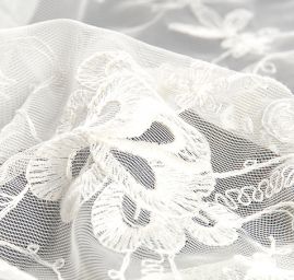 Efektní bordurová krajka květinový motiv slonová kost