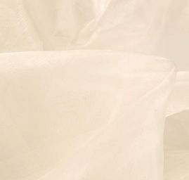 Organza s olůvkem v barvě smetanovobéžová