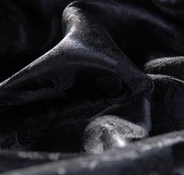 Žakárová tenká tkanina motiv květů černá 