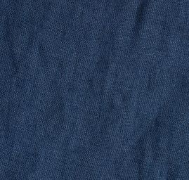 Len jemný středně sílný tmavě modré barvy