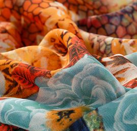 Jemný šifon nevšední květinový vzor skořicová