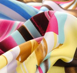 Viskozová letní látka digitální tisk abstraktní motiv