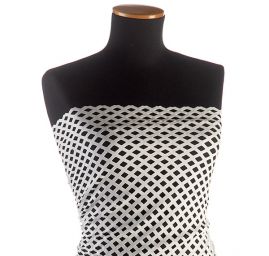 Úplet prořezávaný geometrický vzor bilý