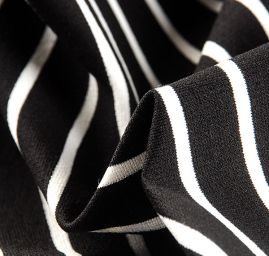 Úplet polyester bílé proužky