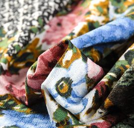 Úplet polyester matný vzor květy