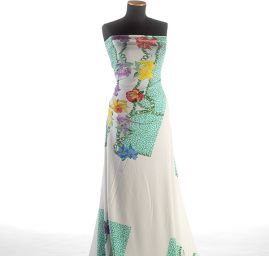 Úplet  žoržet signovaný Rosamund Pelegrieni