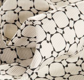 Kostýmová látka piké černá/slonová kost