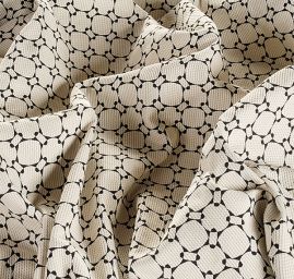 Kostýmová látka piké černá/slonová kost