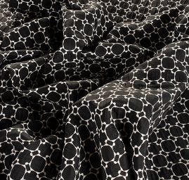 Kostýmová látka piké černá/slonová kost