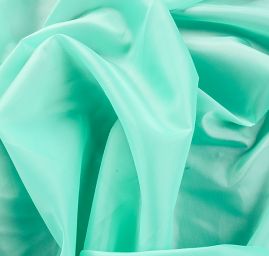 Podšívka polyesterová smaragdově světle zelená