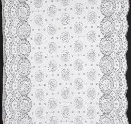 Krajka na mantilu květinový vzor bílá