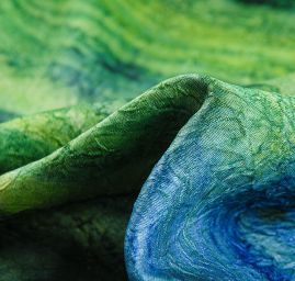 Batika kreš satén zeleno-modrá