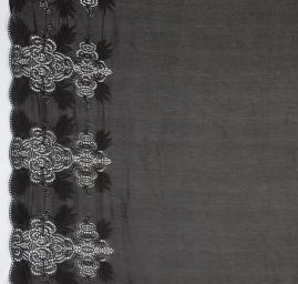 Etamín látka s krajkovou bordurou černá