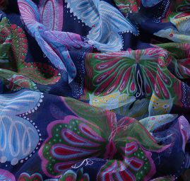 Plisovaný šifon vzor motýlci modrá/zelená,růožvá