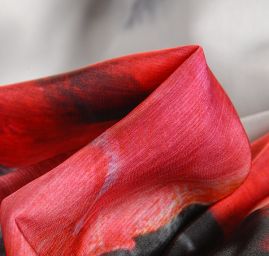 Satén pružný tisk vlčí máky