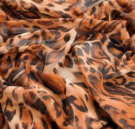 Šifon jemný zvířecí motiv hnědá