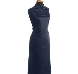 Pružný tm. modrý satén matný