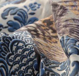 Pružná bavlněná látka tisk květinový motiv/peří