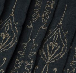 Látka kupón oboustranná výšivka tm. hnědá/béž